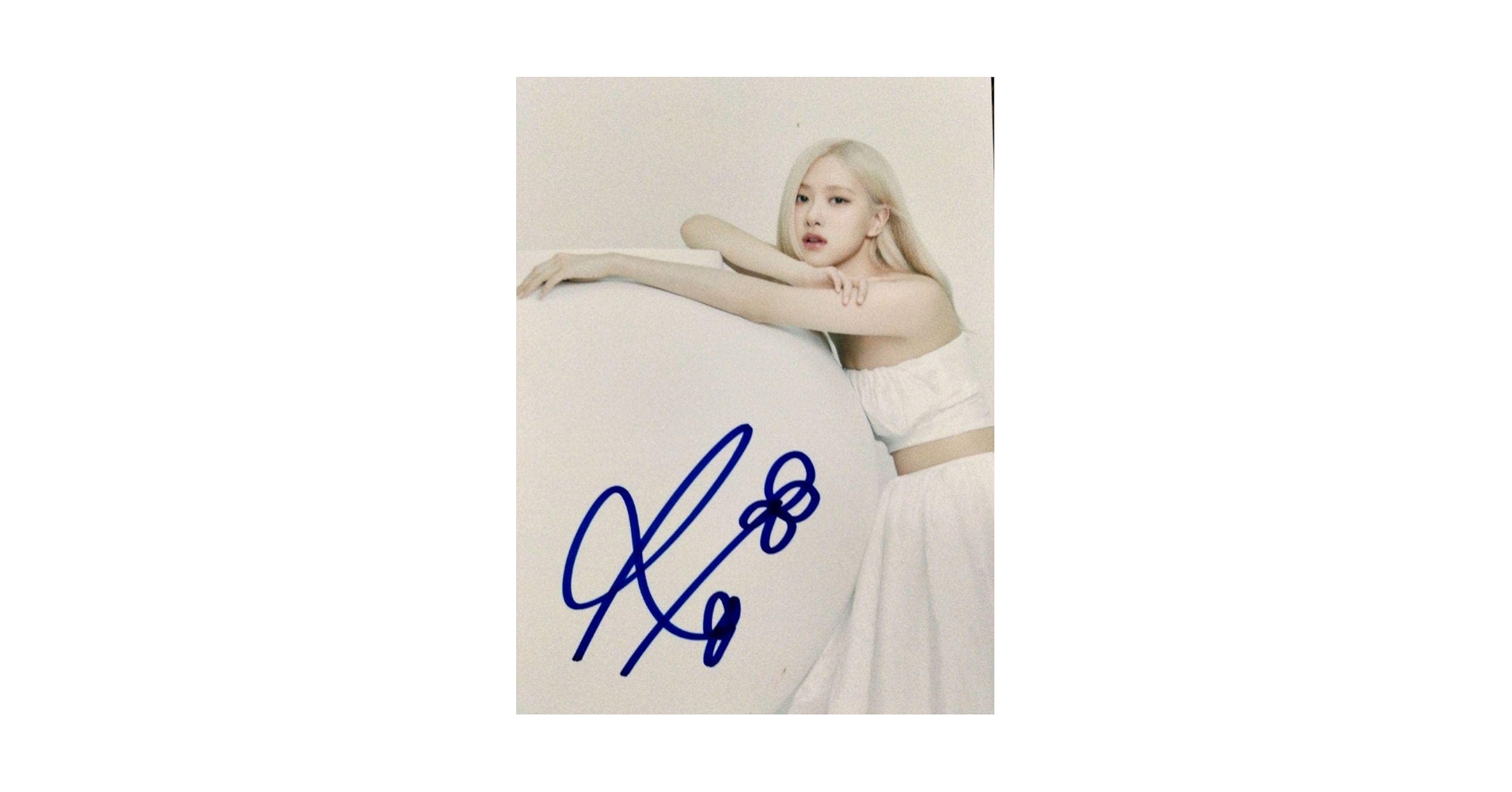 セール中…ロゼ直筆サイン入り2Lサイズ写真…Rose…BLACKPINK… Amazon.co.jp: ロゼ直筆サイン入り2Lサイズ写真…Rose…BLACKPINK